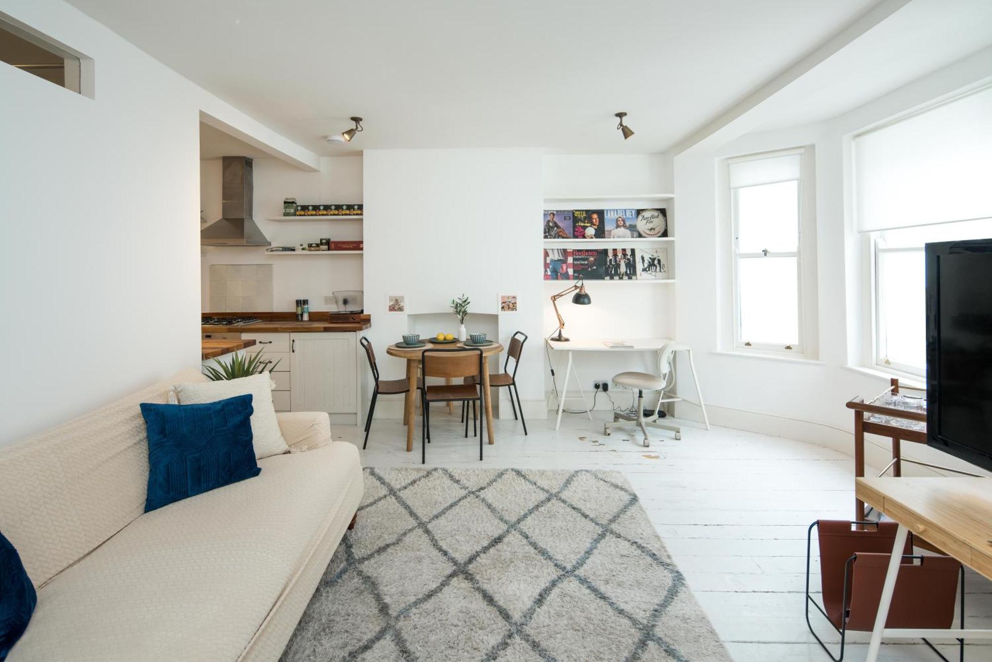 Charming 2-Bed Flat In The Heart Of Nottinghill - Steps From Portobello Rd Market And Nottinghill Bookshop Apartment London Exterior photo